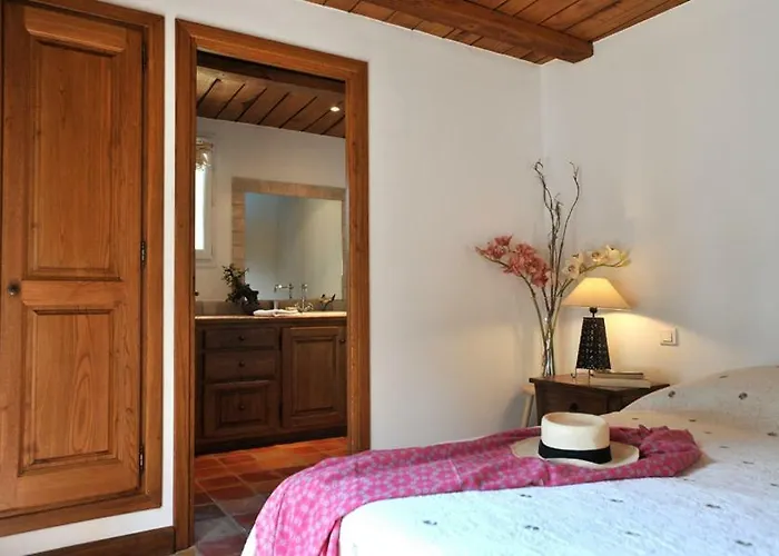 Hotel Domaine Brellinga - Tavara 4*