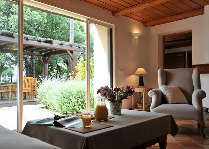 Domaine Brellinga - Tavara 4*